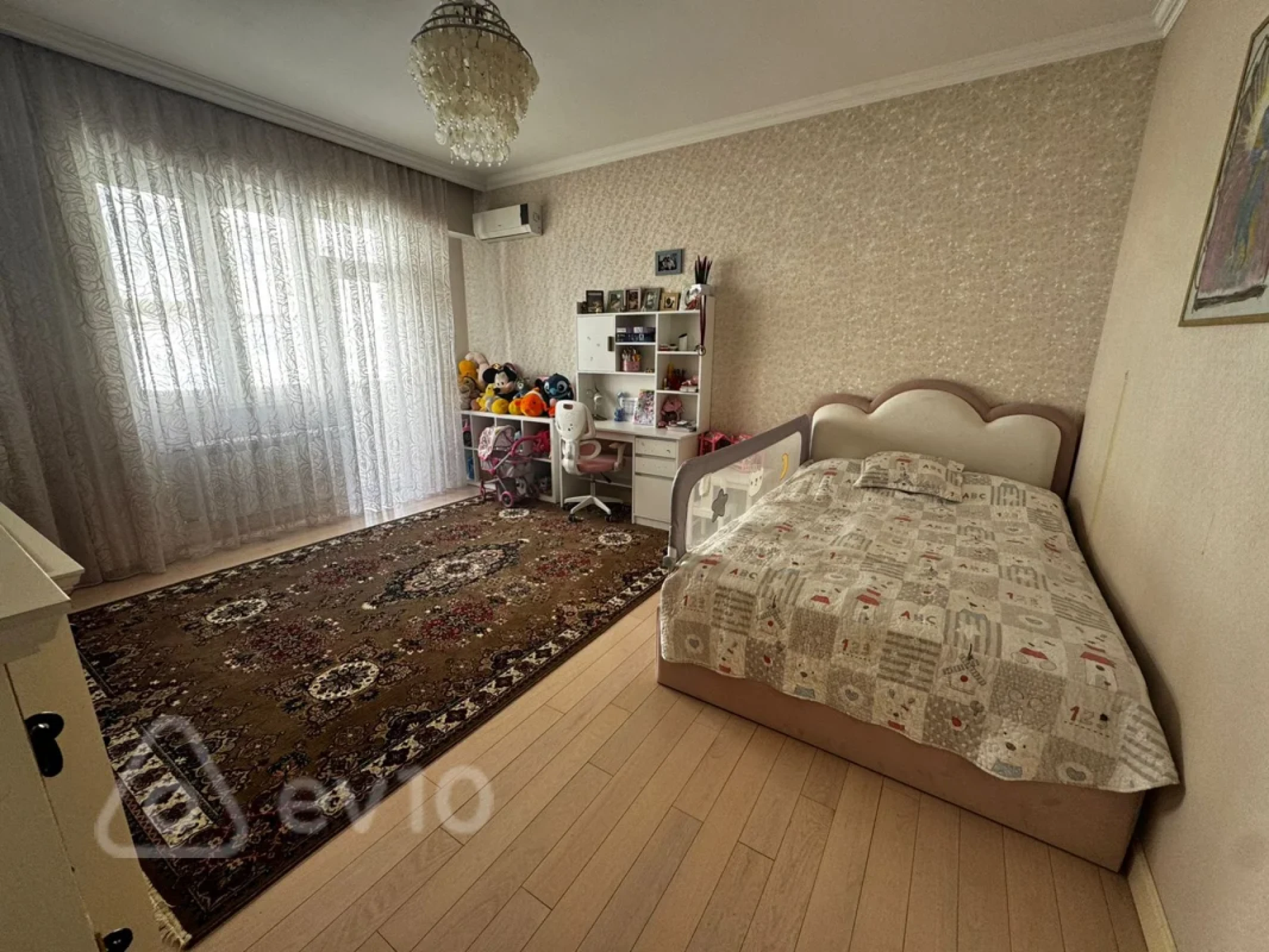 Satılır 5 otaqlı yeni tikili 220 m²