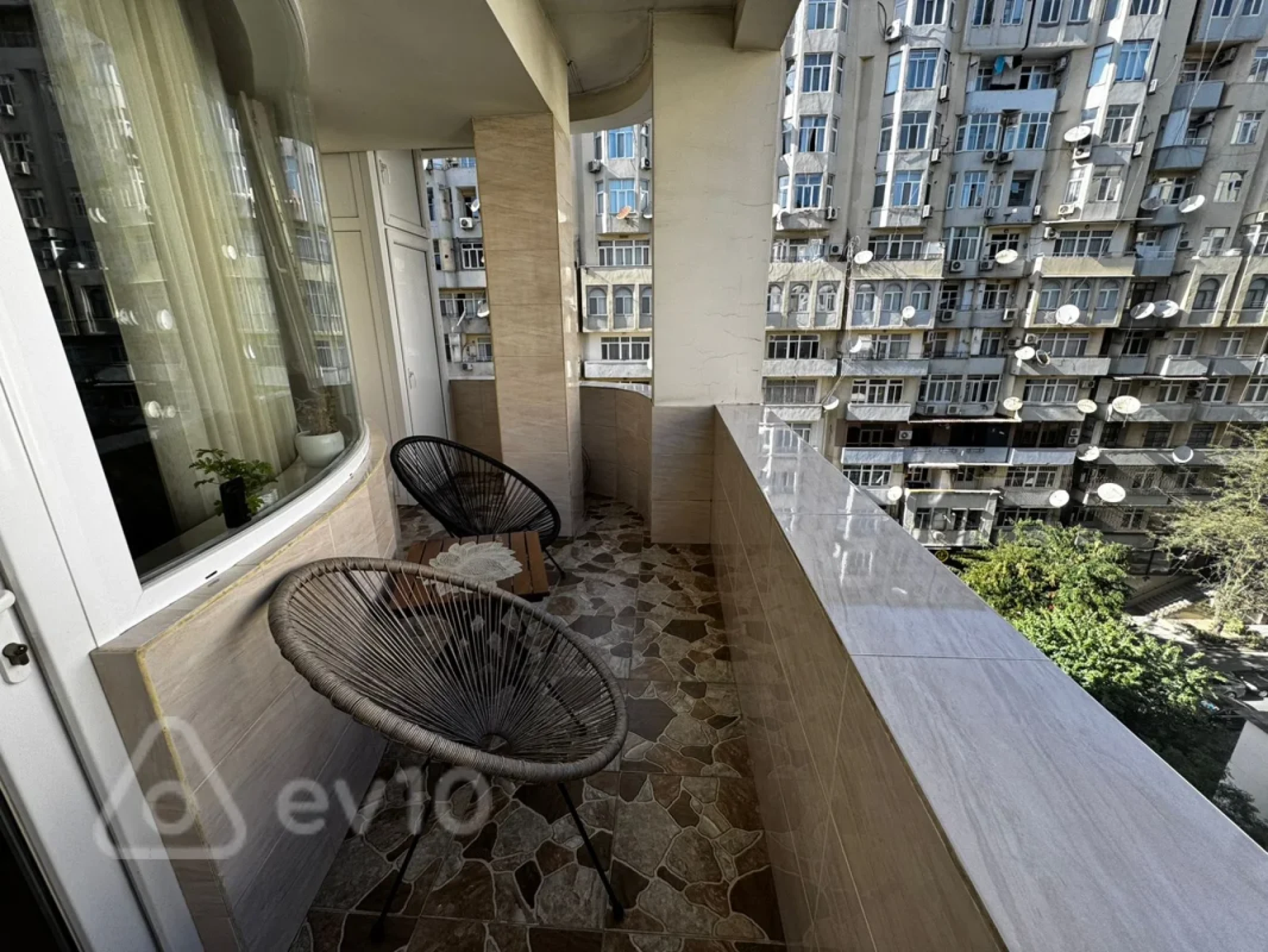 Satılır 5 otaqlı yeni tikili 220 m²