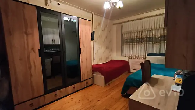 Satılır 3 otaqlı köhnə tikili 60 m² — Bakı, Binəqədi 3 otaq 60.00 m²