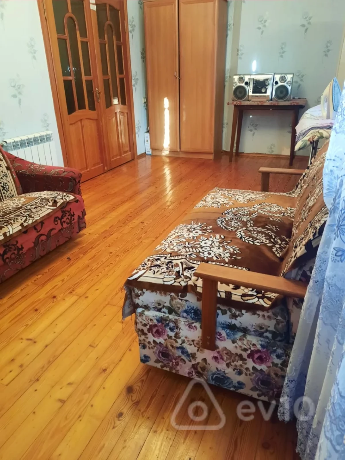 Satılır 3 otaqlı köhnə tikili 60 m²