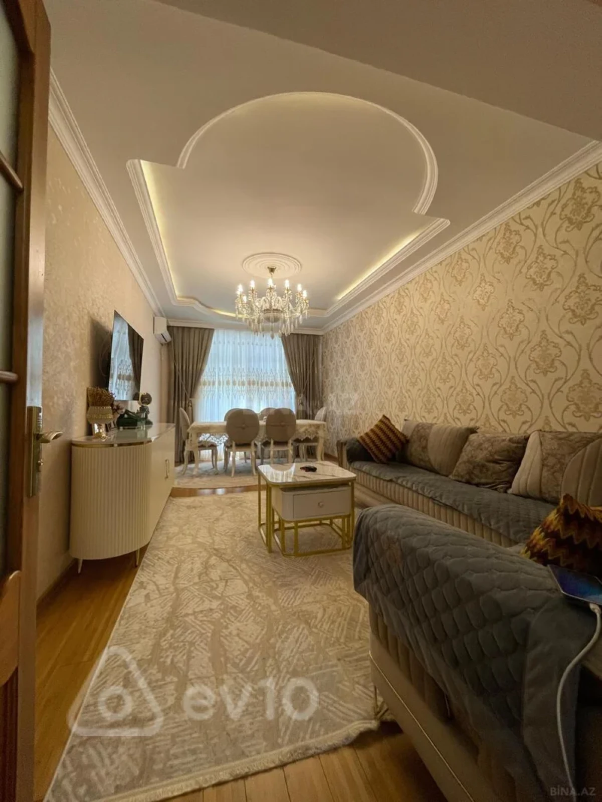 Kirayə verilir 2 otaqlı yeni tikili 120 m²