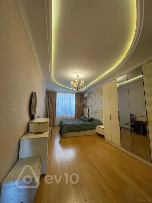 Kirayə verilir 2 otaqlı yeni tikili 120 m²
