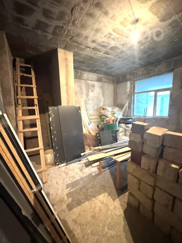 Satılır 5 otaqlı yeni tikili 220 m²