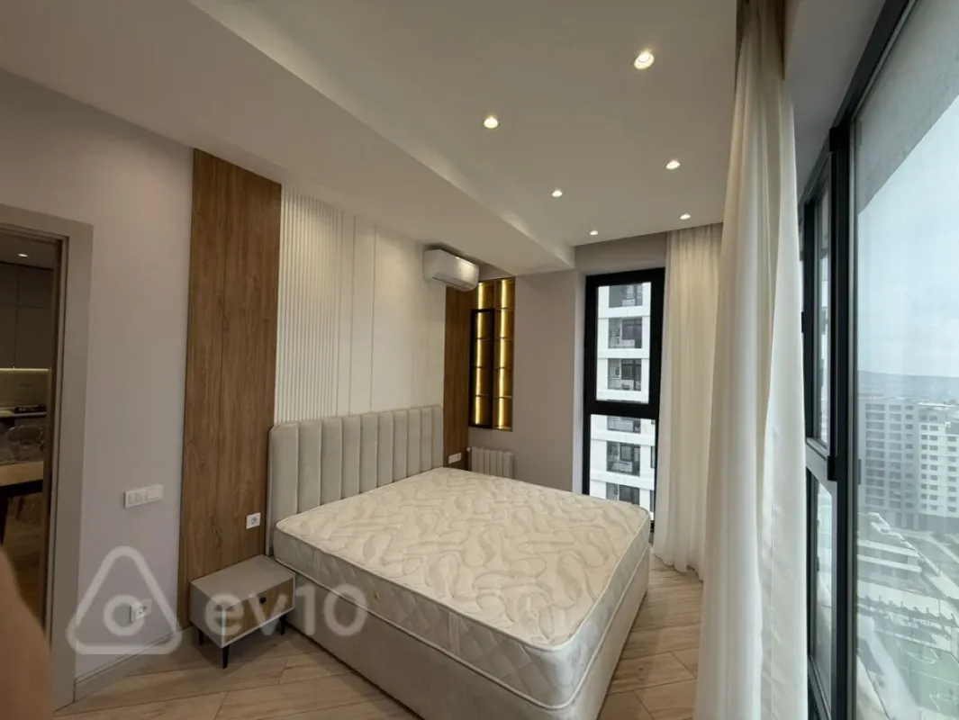 Kirayə verilir 3 otaqlı yeni tikili 75 m²