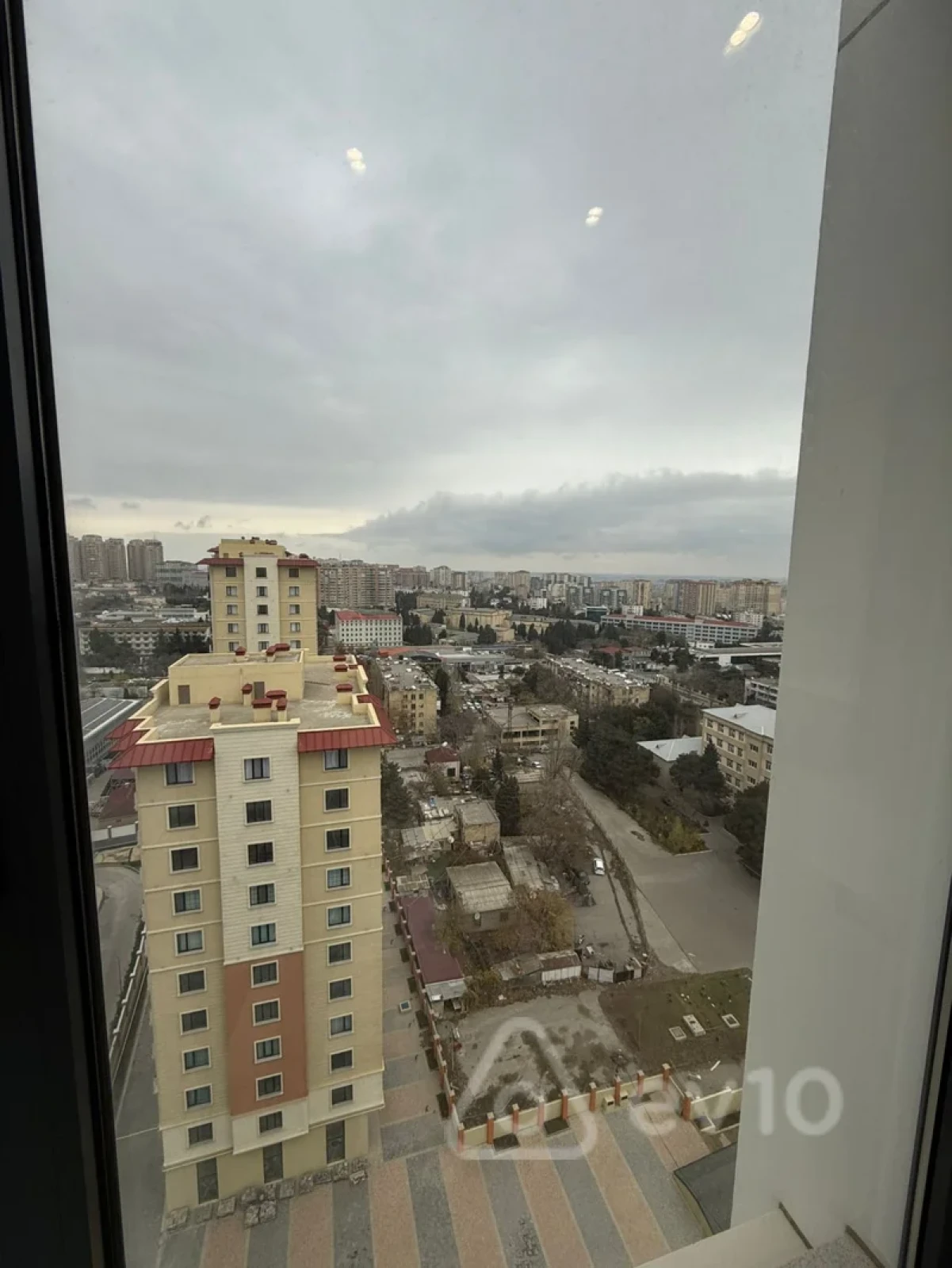 Kirayə verilir 3 otaqlı yeni tikili 75 m²