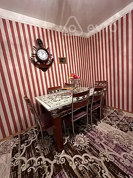 Satılır 4 otaqlı köhnə tikili 122 m²