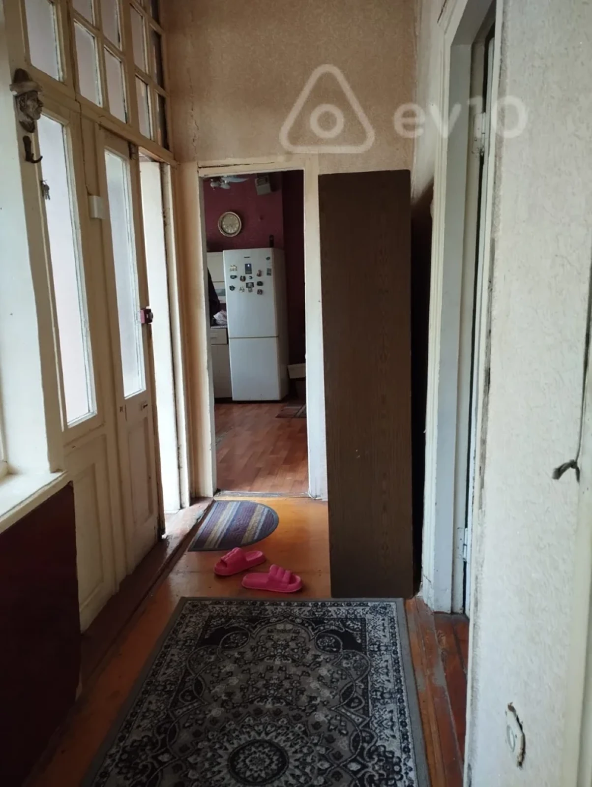 Kirayə verilir 3 otaqlı köhnə tikili 90 m²