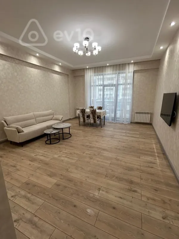 Kirayə verilir 2 otaqlı yeni tikili 90 m²