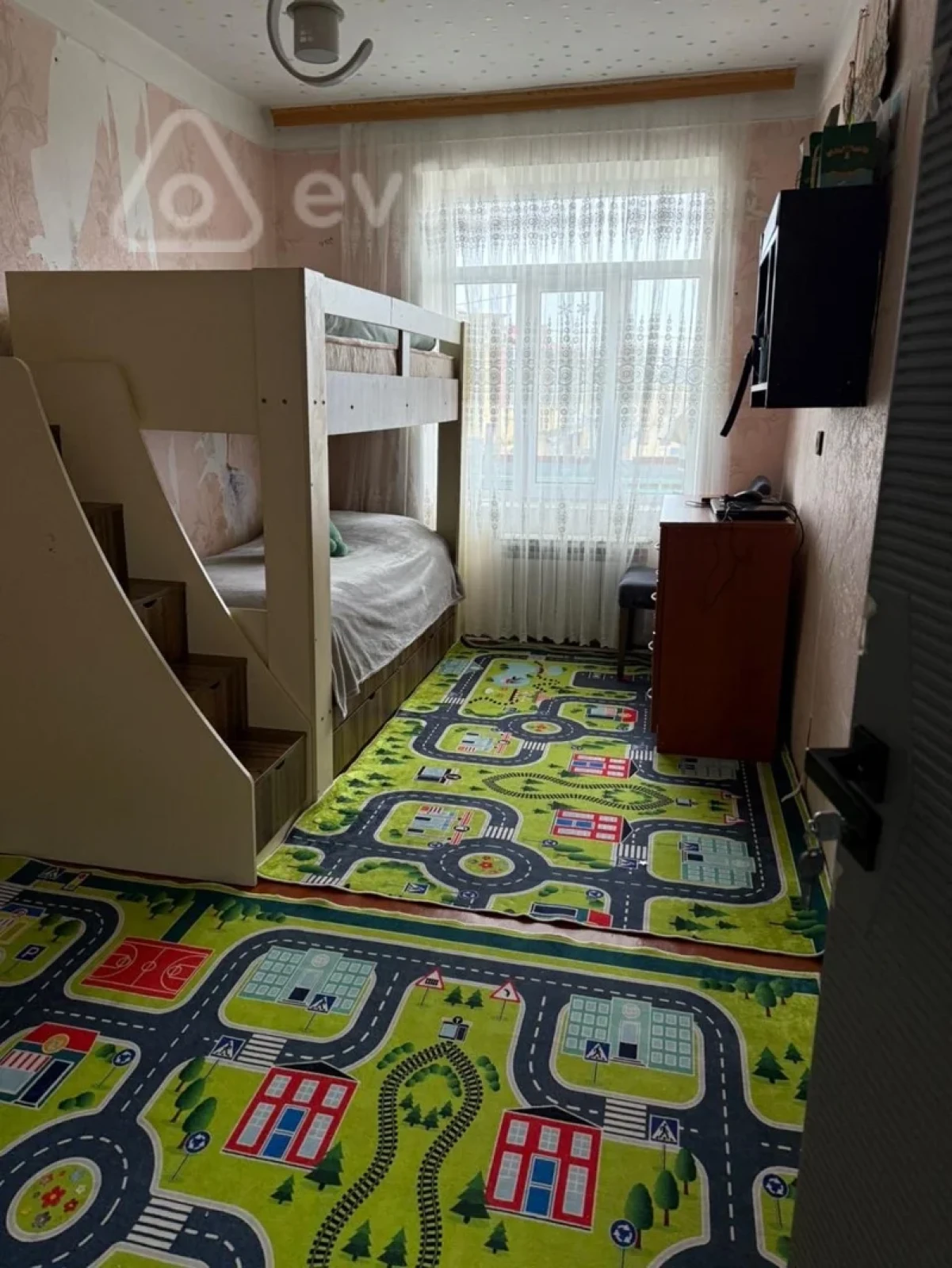 Kirayə verilir 3 otaqlı köhnə tikili 75 m²