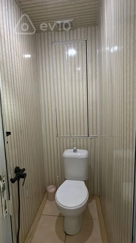 Kirayə verilir 3 otaqlı köhnə tikili 75 m²