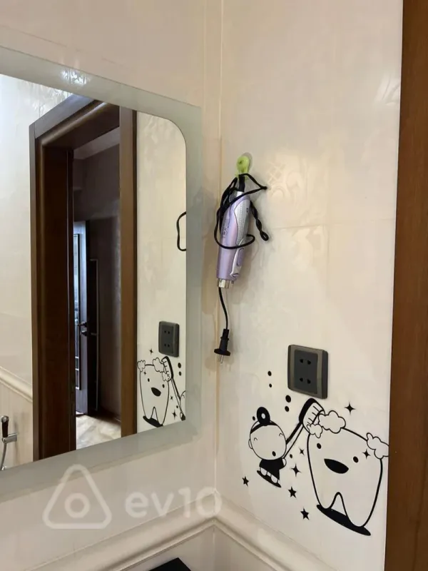 Kirayə verilir 3 otaqlı yeni tikili 150 m²