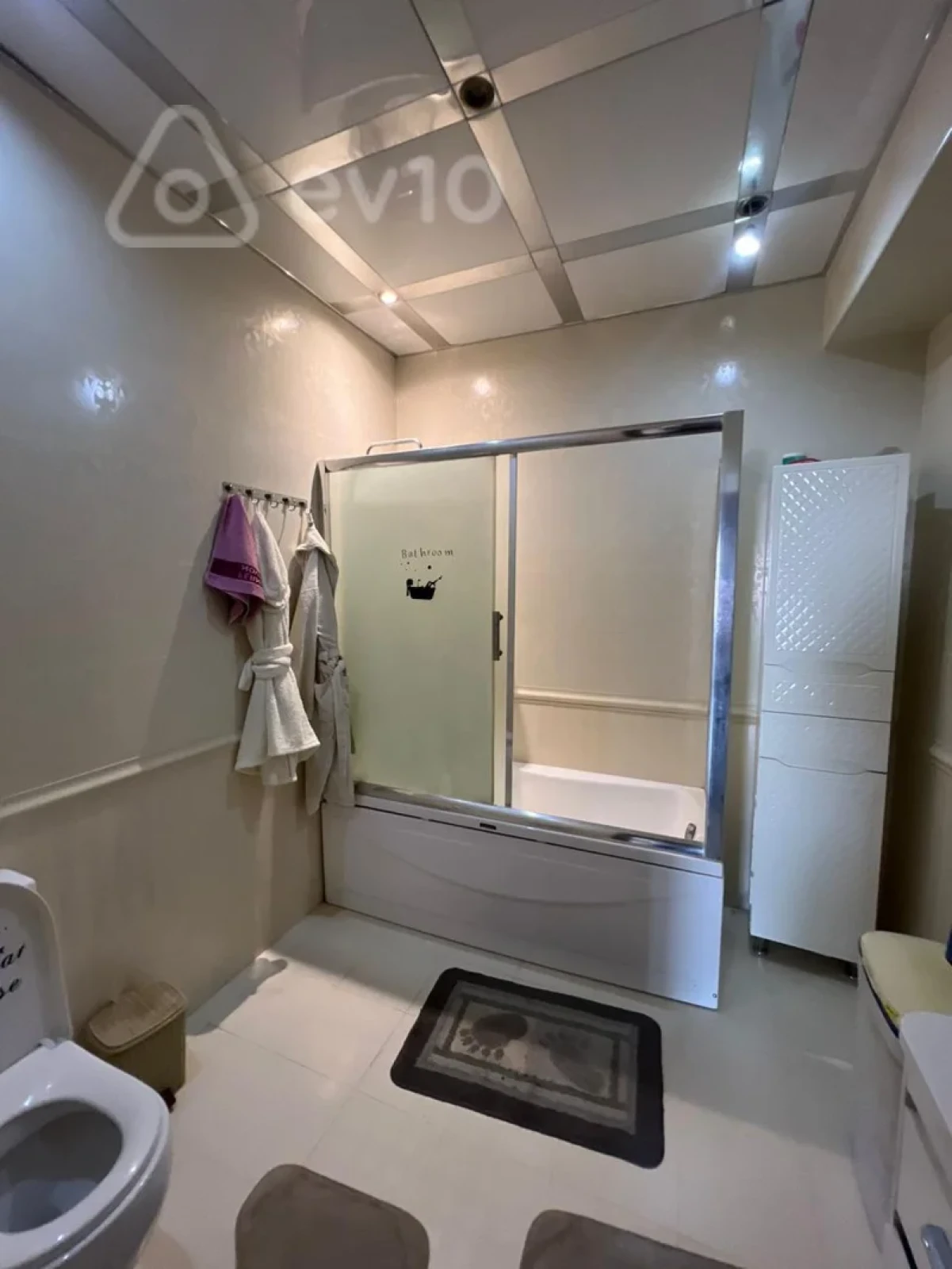 Kirayə verilir 3 otaqlı yeni tikili 150 m²