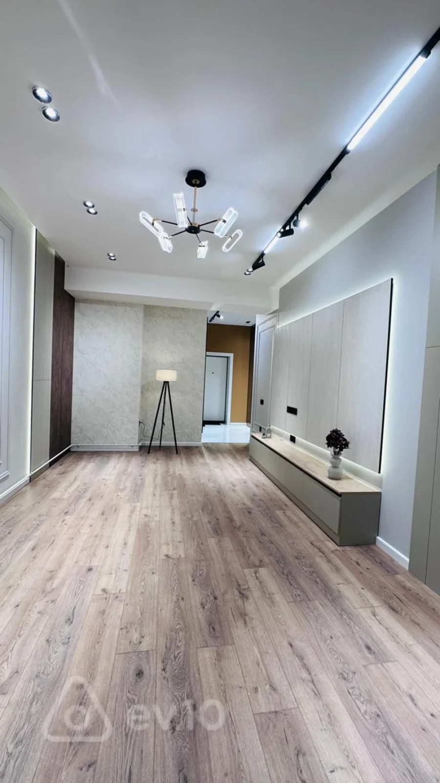 Satılır 3 otaqlı yeni tikili 90 m²