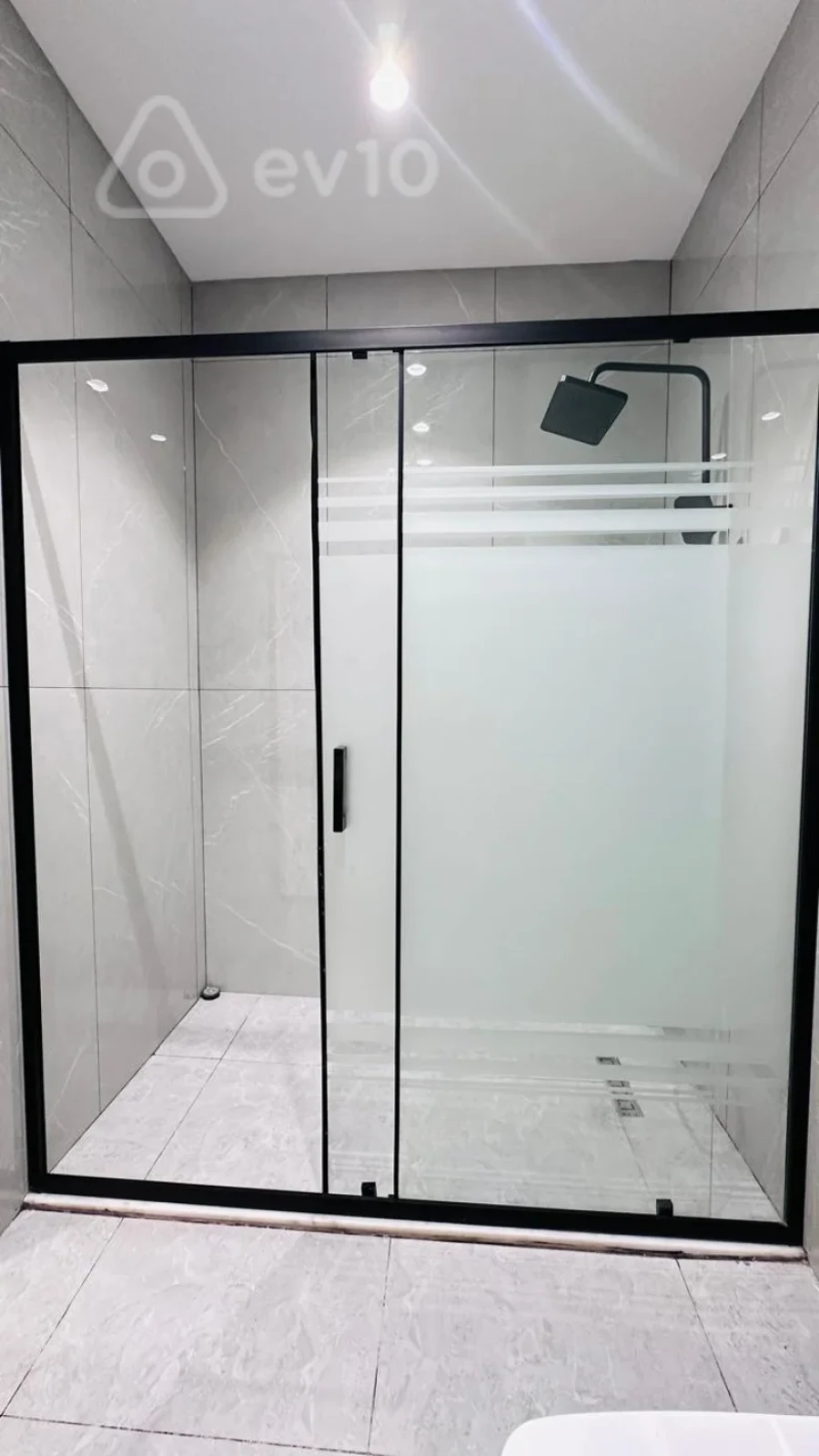 Satılır 3 otaqlı yeni tikili 90 m²