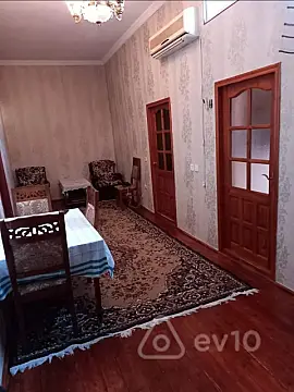 Kirayə verilir 3 otaqlı köhnə tikili 70 m² — Bakı, Nəsimi 3 otaq 70.00 m²