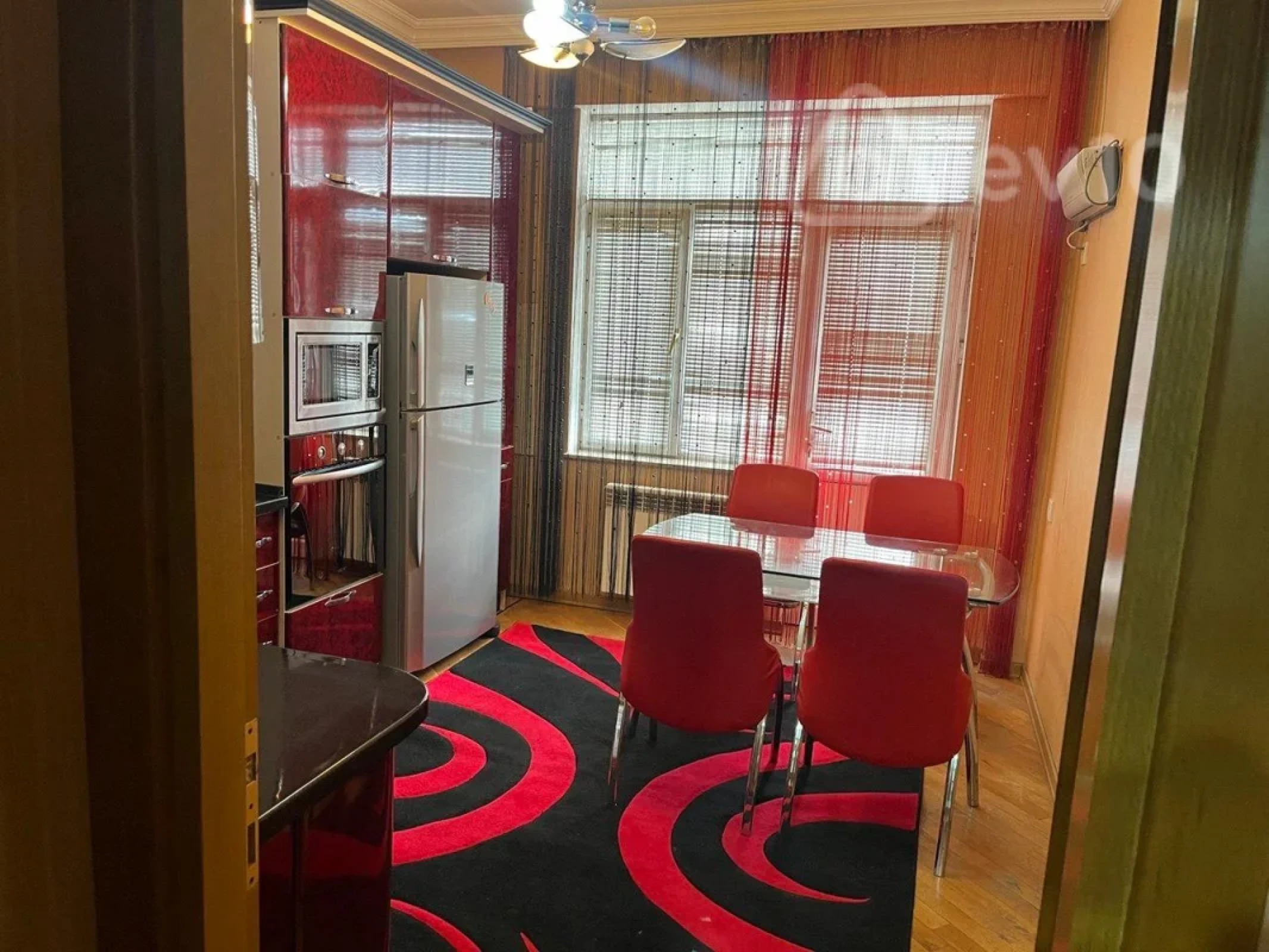 Kirayə verilir 3 otaqlı yeni tikili 86 m²