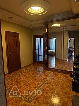 Kirayə verilir 3 otaqlı yeni tikili 107 m²