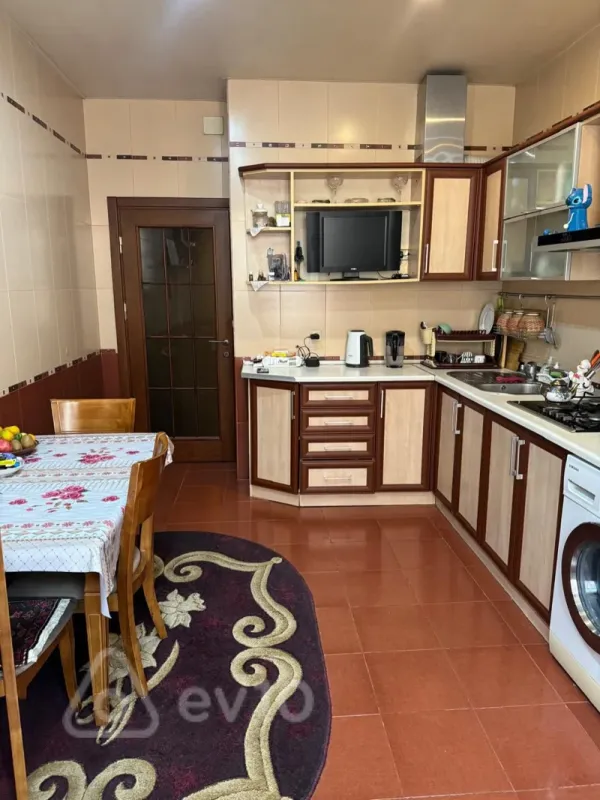 Kirayə verilir 3 otaqlı yeni tikili 107 m²