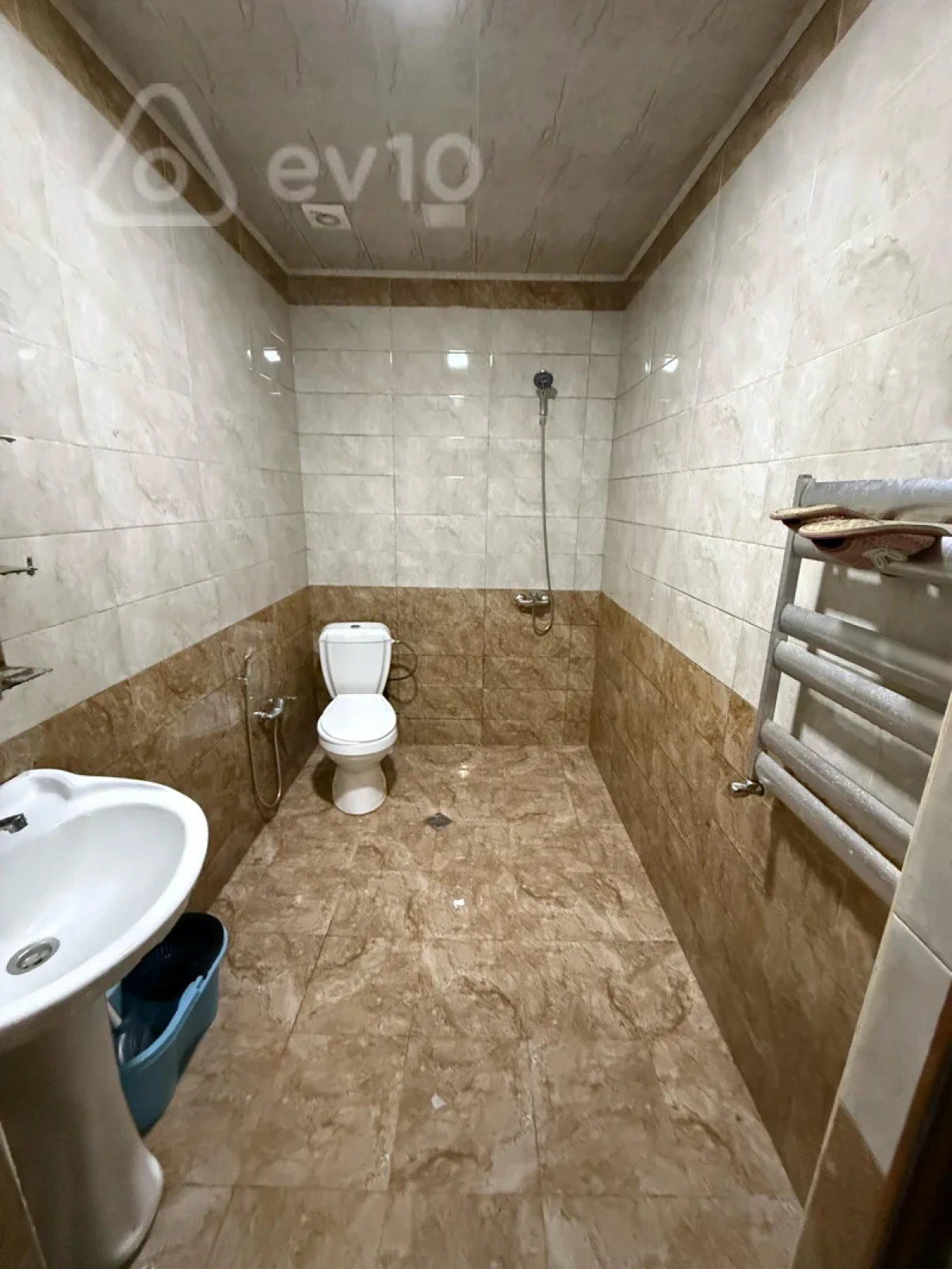 Kirayə verilir 2 otaqlı yeni tikili 65 m²