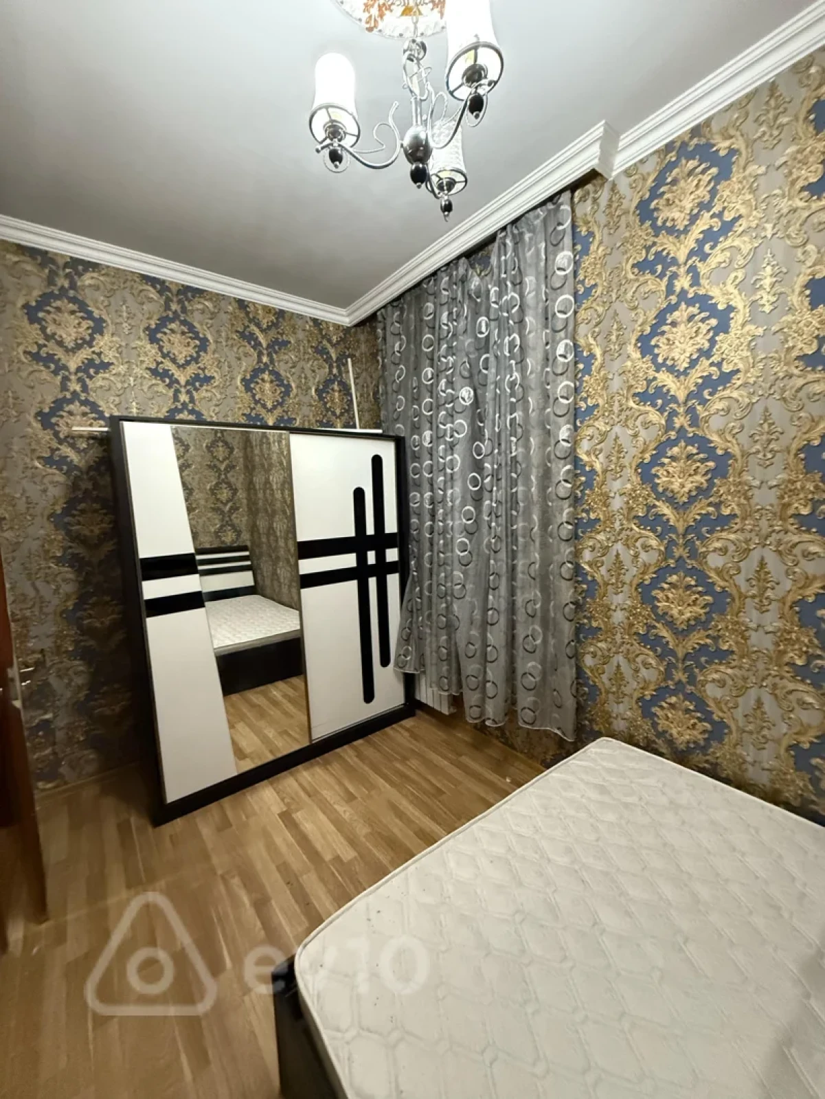 Kirayə verilir 2 otaqlı yeni tikili 65 m²