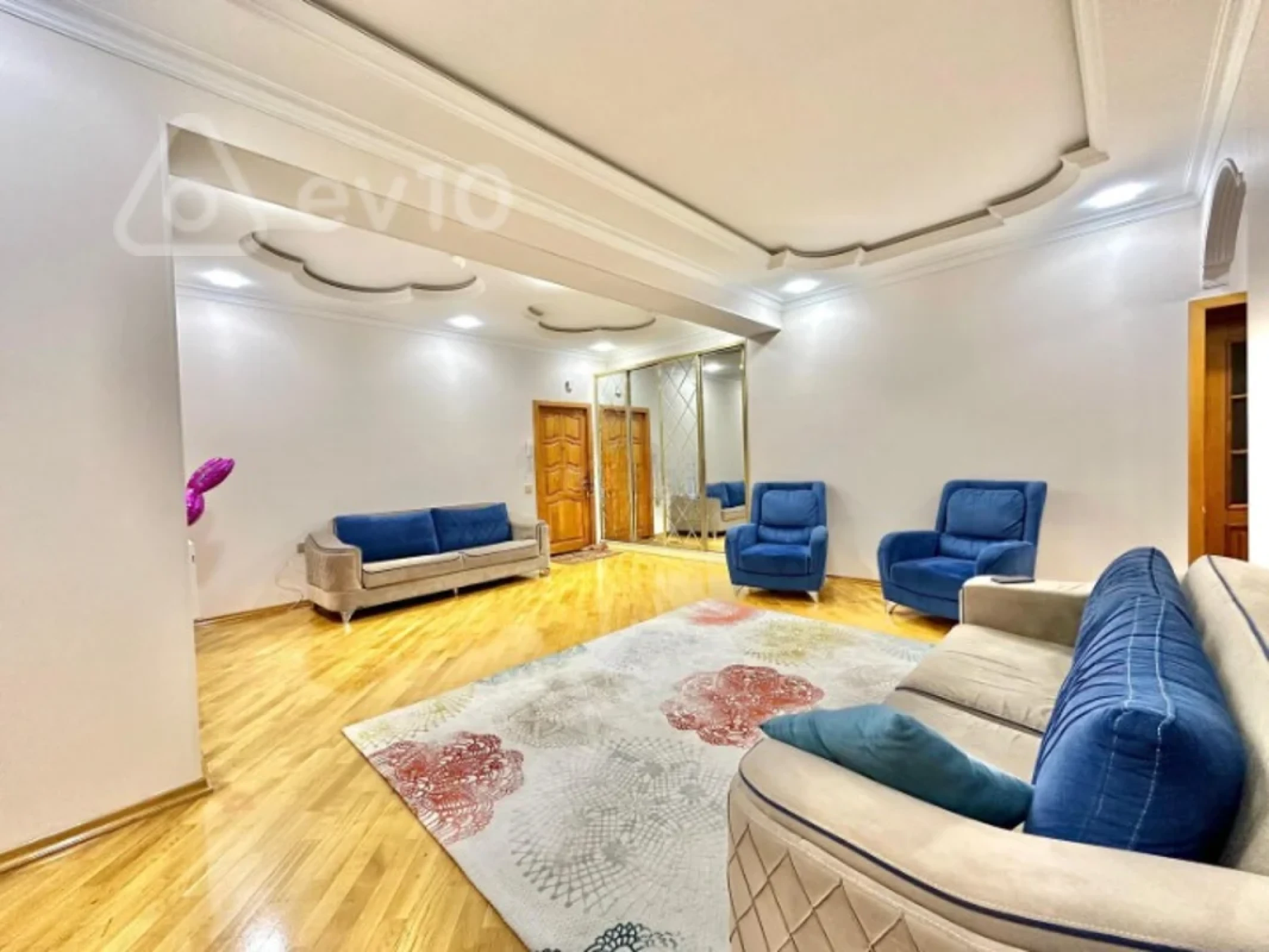 Satılır 3 otaqlı yeni tikili 140 m²