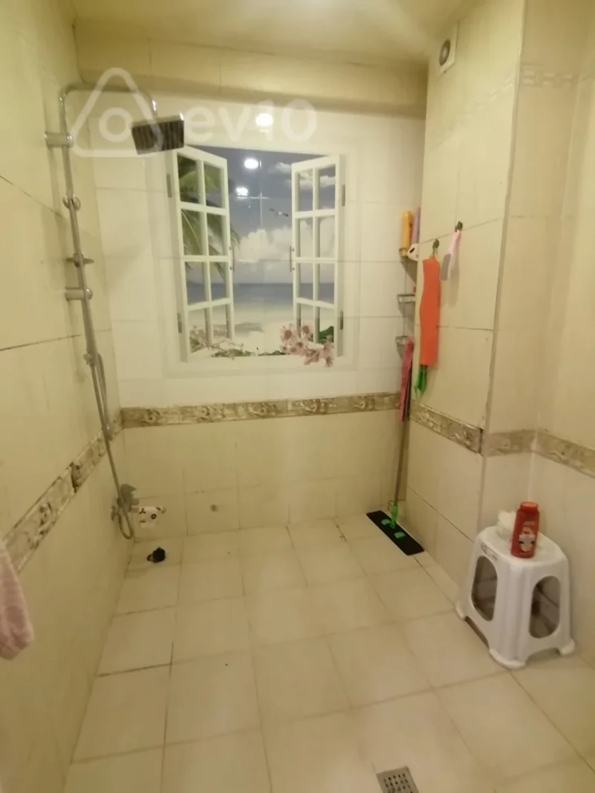 Satılır 3 otaqlı yeni tikili 140 m²