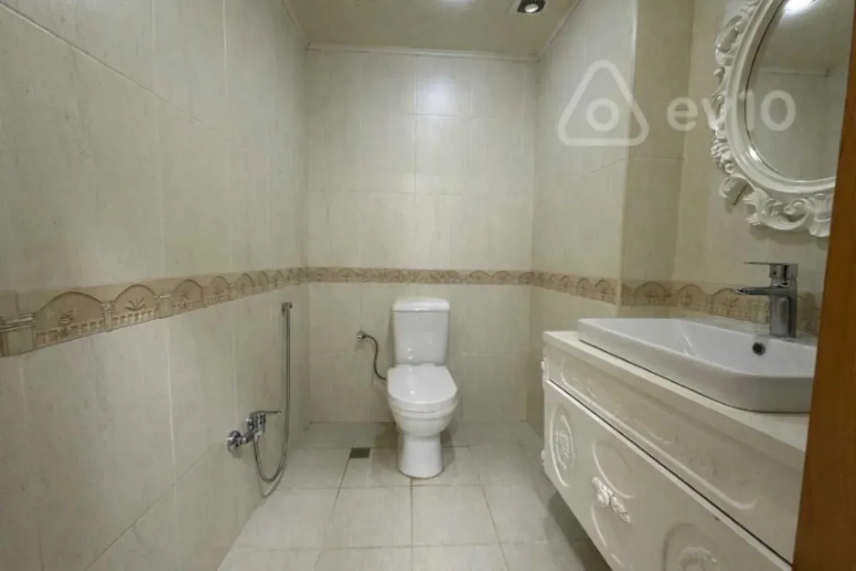 Satılır 3 otaqlı yeni tikili 140 m²