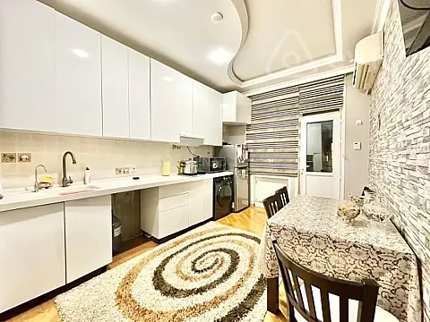 Satılır 3 otaqlı yeni tikili 140 m²