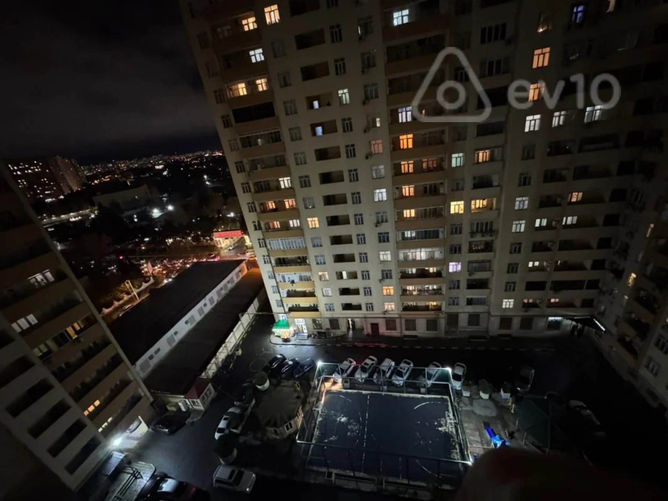 Kirayə verilir 2 otaqlı yeni tikili 45 m²