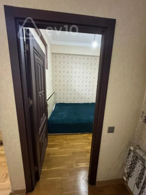 Kirayə verilir 2 otaqlı yeni tikili 45 m²