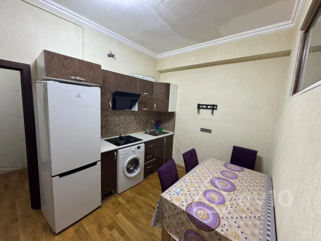 Kirayə verilir 2 otaqlı yeni tikili 45 m²