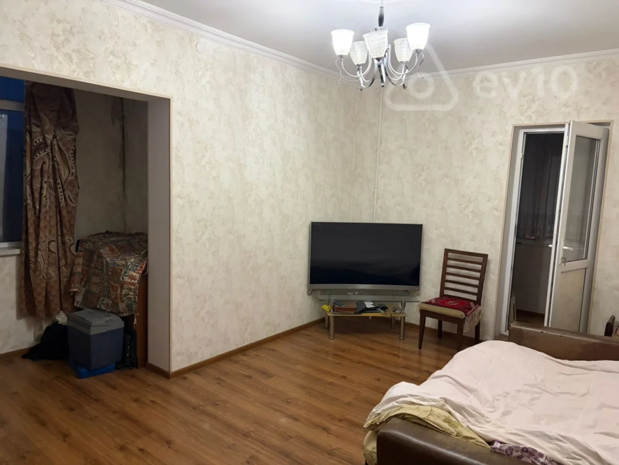 Satılır 2 otaqlı köhnə tikili 45 m²