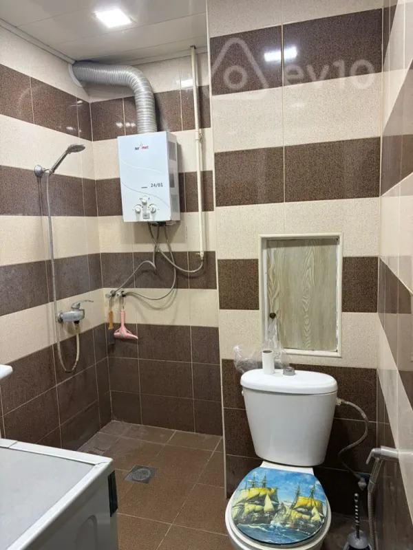 Satılır 2 otaqlı köhnə tikili 45 m²