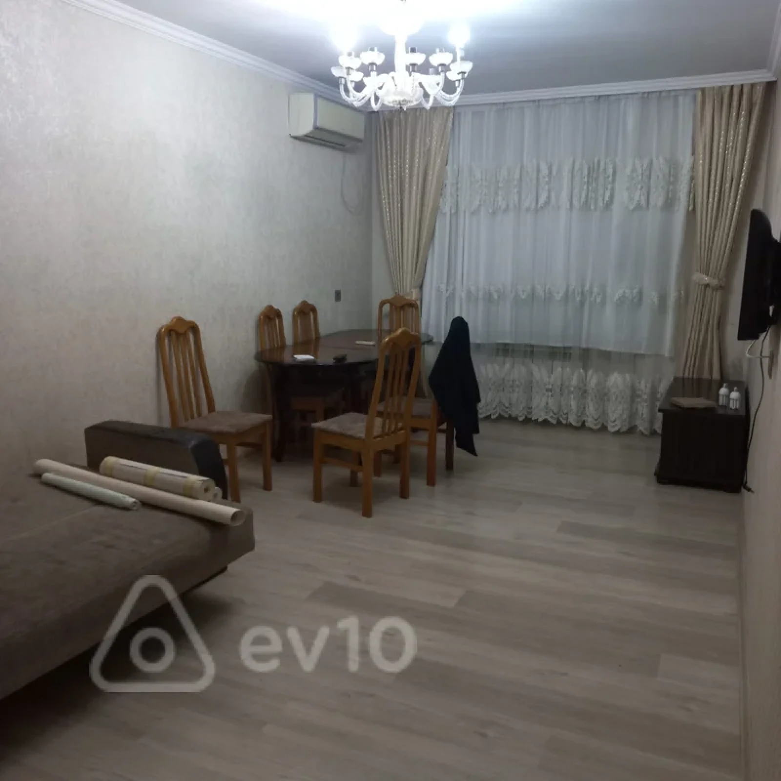 Kirayə verilir 3 otaqlı köhnə tikili 70 m²