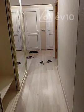 Kirayə verilir 3 otaqlı köhnə tikili 70 m²