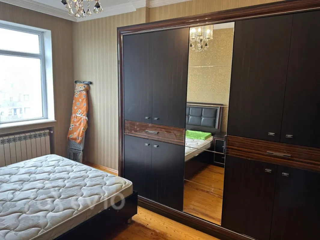 Kirayə verilir 3 otaqlı köhnə tikili 70 m²