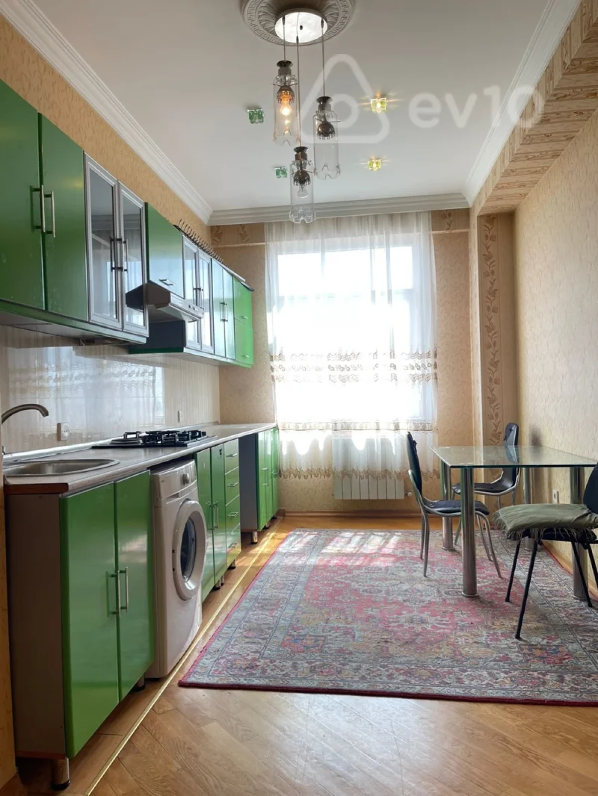 Kirayə verilir 2 otaqlı yeni tikili 100 m²