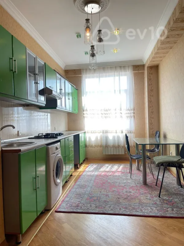 Kirayə verilir 2 otaqlı yeni tikili 100 m²