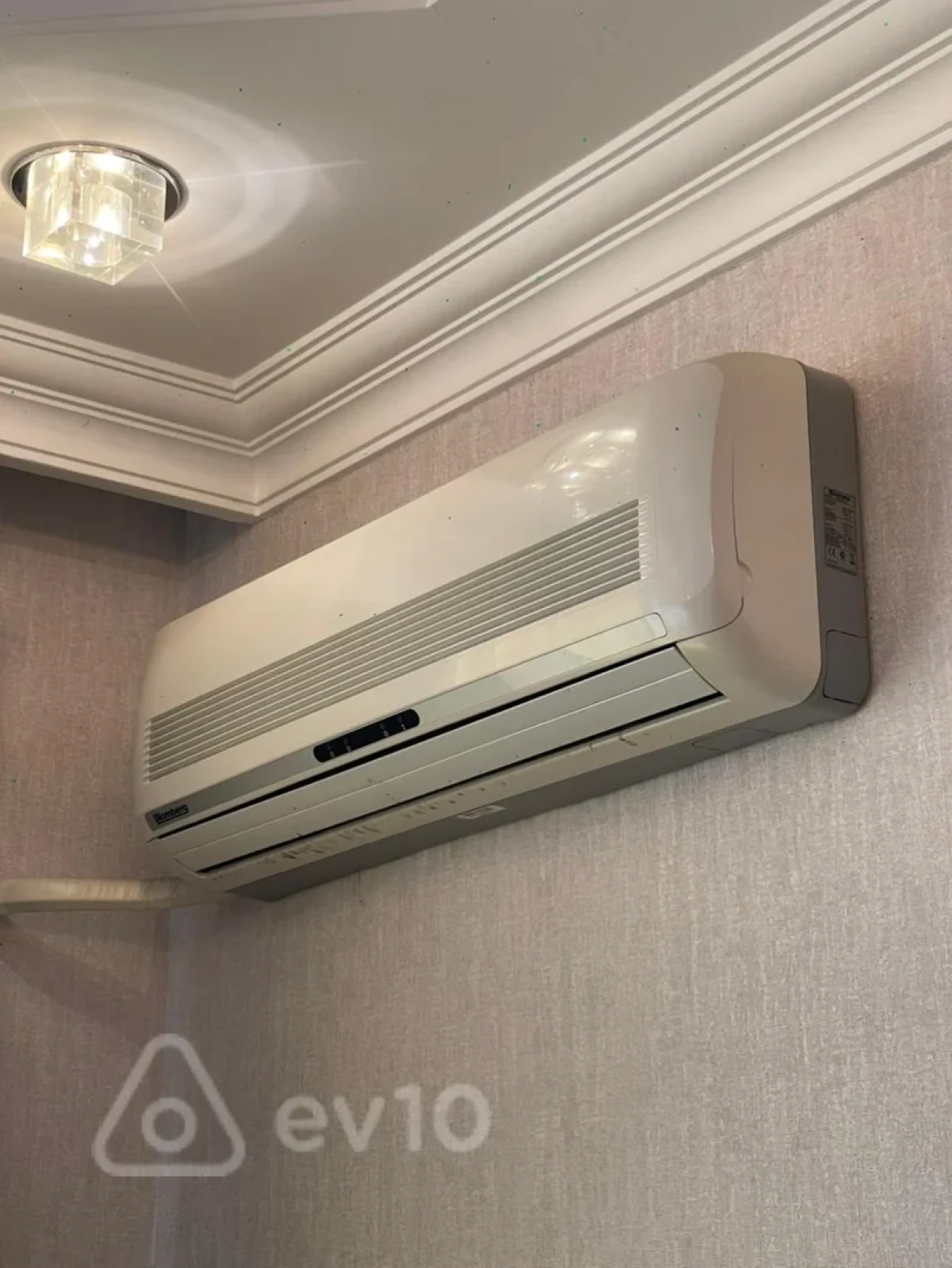 Kirayə verilir 2 otaqlı yeni tikili 100 m²