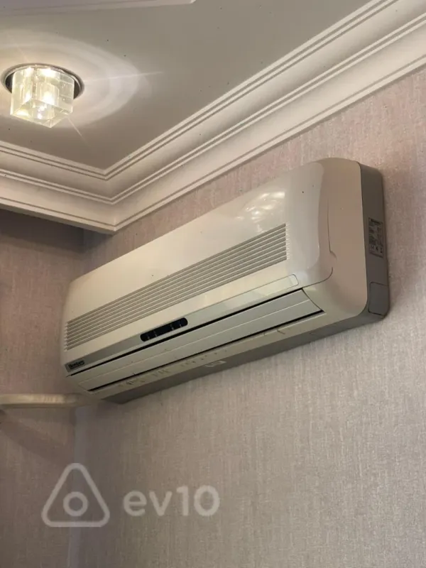 Kirayə verilir 2 otaqlı yeni tikili 100 m²