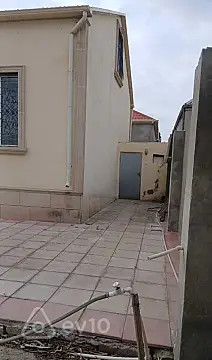 Satılır 4 otaqlı həyət evi 160 m²