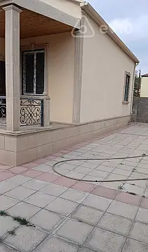 Satılır 4 otaqlı həyət evi 160 m²