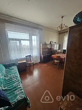 Satılır 1 otaqlı köhnə tikili 40 m²