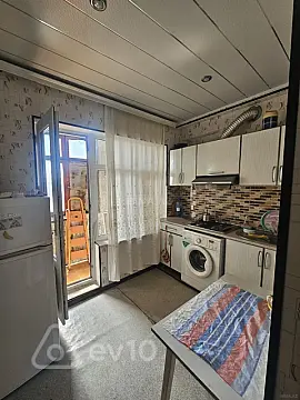 Satılır 1 otaqlı köhnə tikili 40 m²