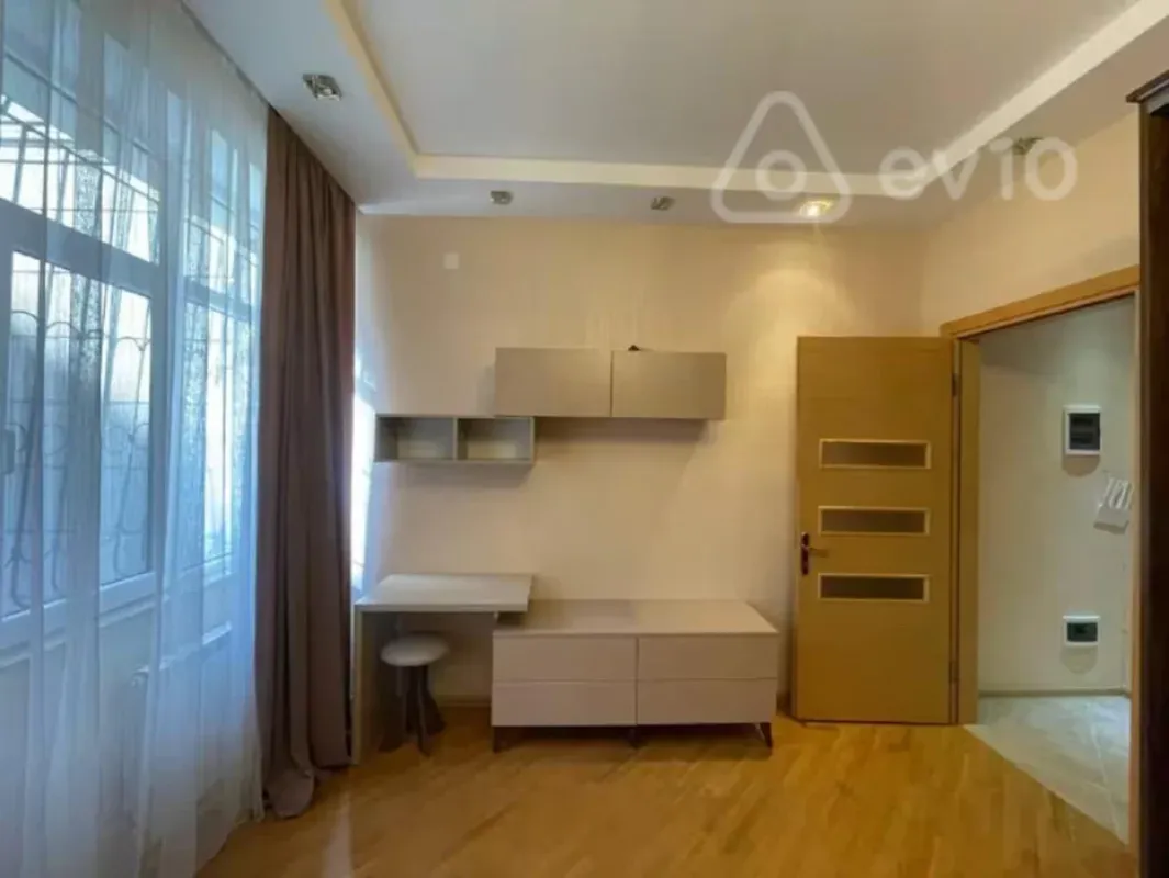 Kirayə verilir 3 otaqlı yeni tikili 80 m²