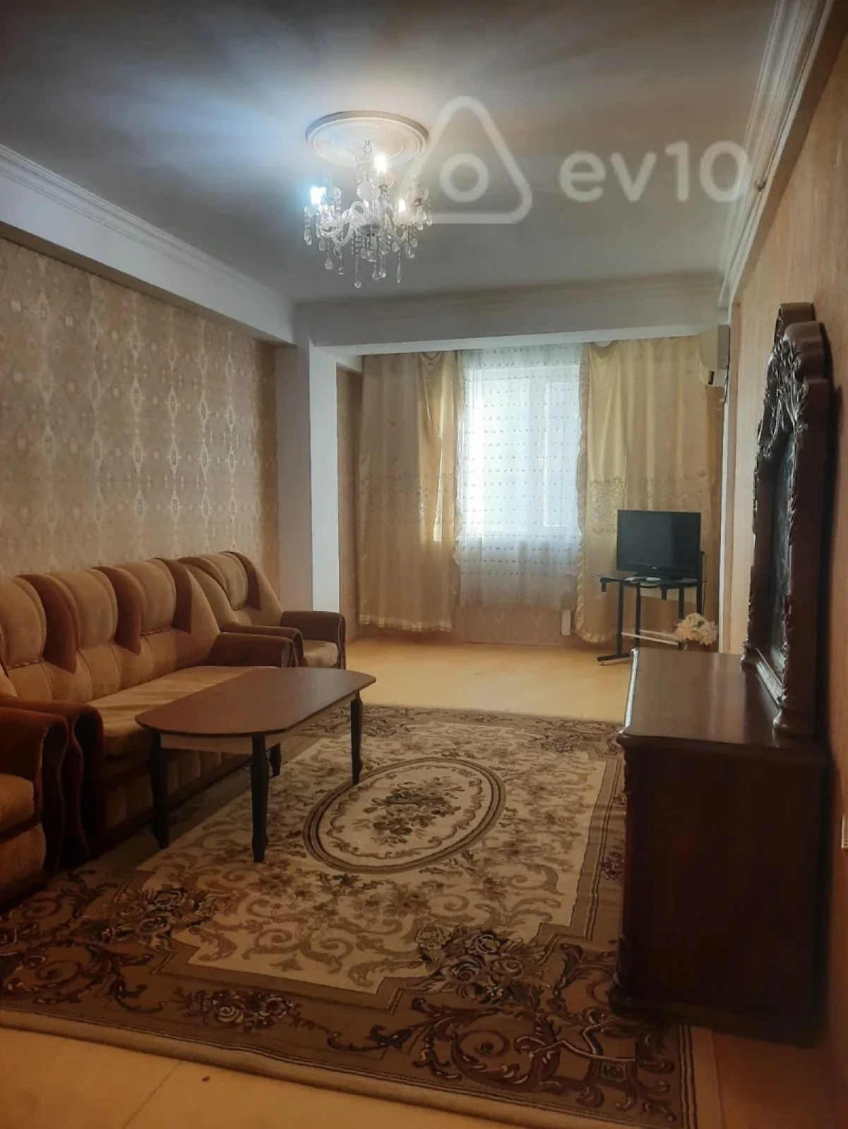 Kirayə verilir 2 otaqlı yeni tikili 75 m²