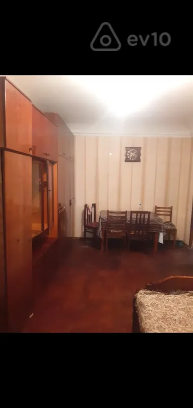 Kirayə verilir 1 otaqlı köhnə tikili 42 m²