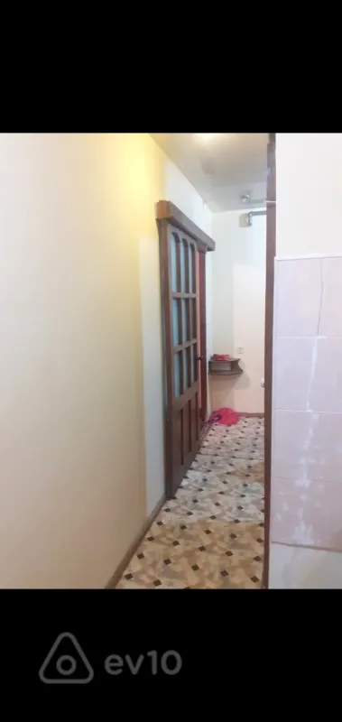 Kirayə verilir 1 otaqlı köhnə tikili 42 m²