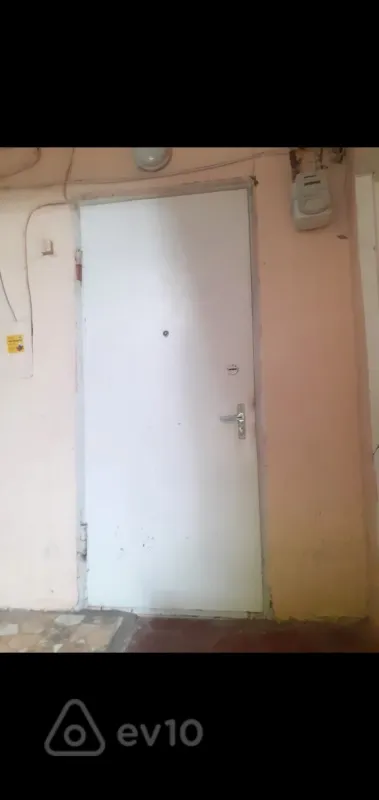 Kirayə verilir 1 otaqlı köhnə tikili 42 m²