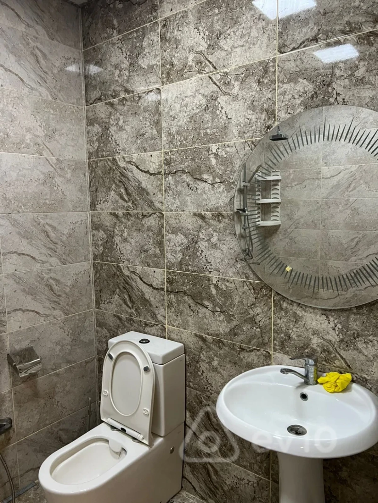 Kirayə verilir 2 otaqlı yeni tikili 66 m²